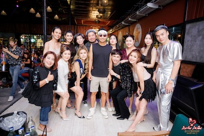 JoeyBoy with Sexy lace health and wellness Party @ บริษัท เซ็กซี่ เลซ เฮลธ์ แอนด์ เวลเนส  จำกัด