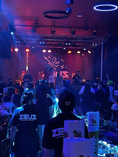 F.hero @ zeus pub ปอยเปต (งานเลี้ยงพนักงาน) @ -
