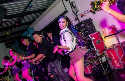 ลำไย ไหทองคำ @ บ้าน SNOW WHITE& N’JOY @ บ้าน SNOW WHITE& N’JOY