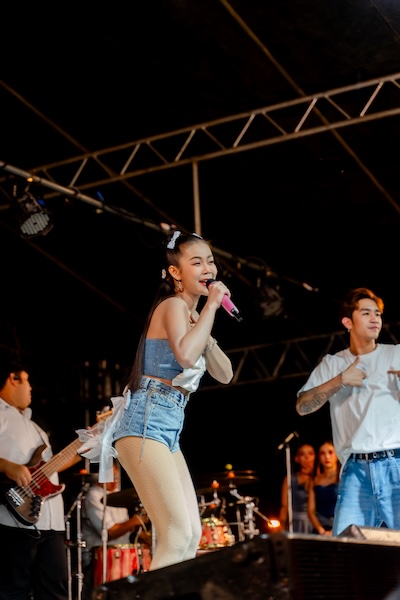 ลำไย ไหทองคำ @ งานบวงสรวงพระแม่ธรณี @ พี่น้องชาวเกษตรกรชัยนาท