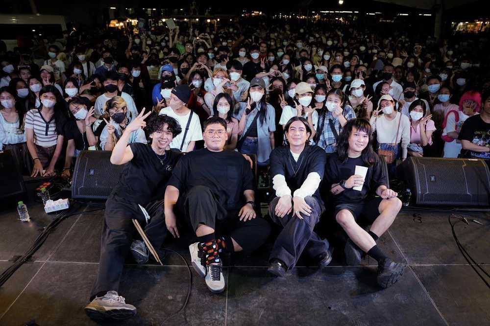 ติดต่องานจ้าง ซ็อบบอย (SOBBOY) ผ่านทาง Thai2Music