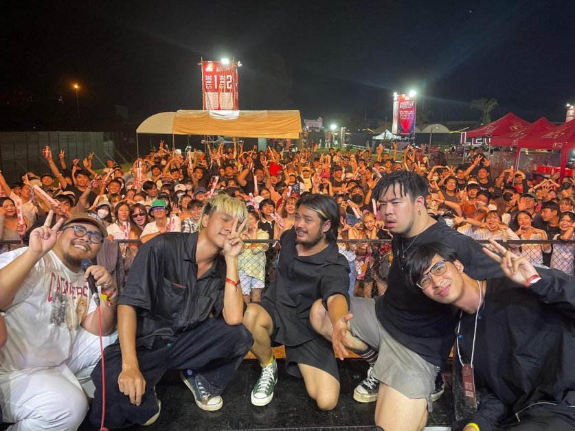 ติดต่องานจ้าง เญ็ณฐ์เฏ็ฑร์ (YENTED) ผ่านทาง Thai2Music