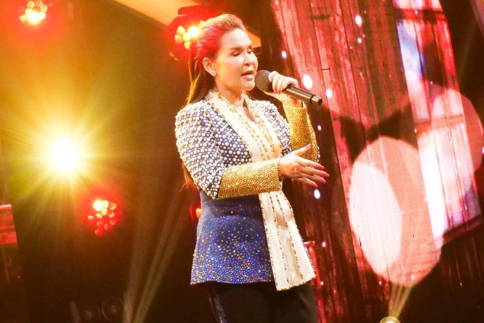 ติดต่องานจ้าง ศิริพร อำไพพงษ์ (Siriporn) ผ่านทาง Thai2Music